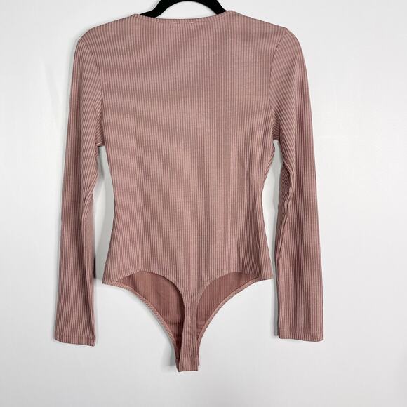 New Le Lis Collection Medium M Mauve Pink Ribbed Cut Out Long Sleeve Bodysuit - Picture 2 of 10